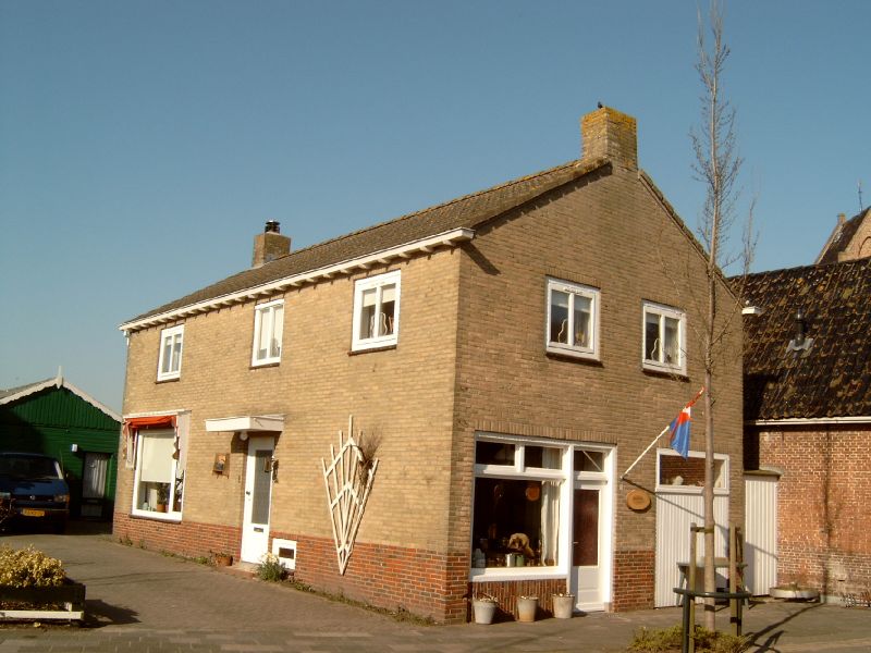 De Buorren 8 
